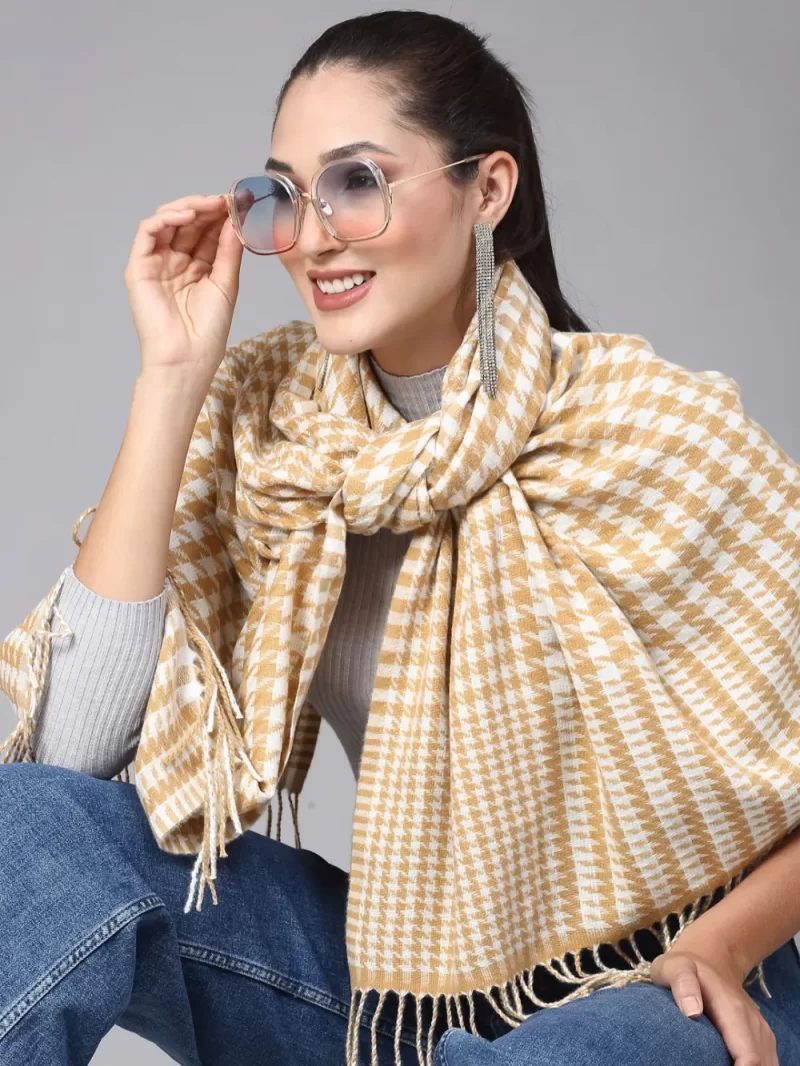 Women Geometric Woven Checked Design Stole With Tasselled Border