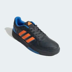 Sneakout M