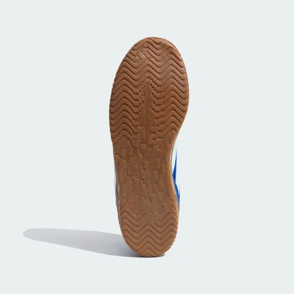 Pivot Court M