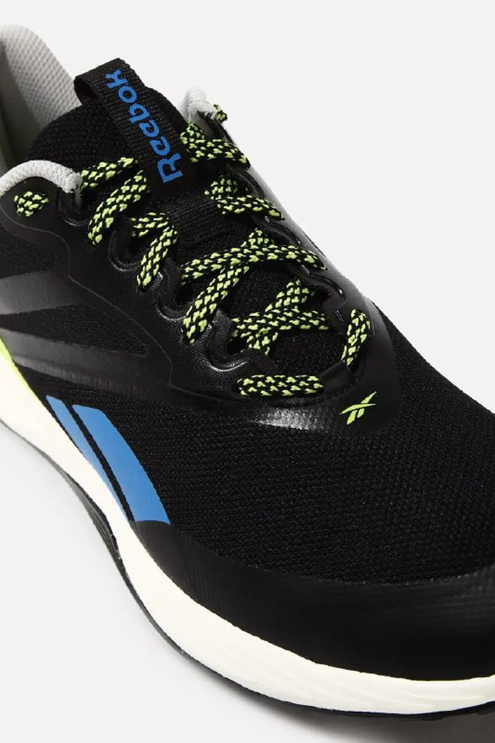 Fujita - Men Black Running Shoes