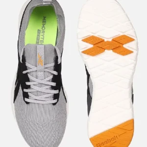 Trainers Yard - Men Grey Training Shoes