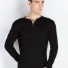 Status Quo Men'S Solid Henley Neck T-Shirt