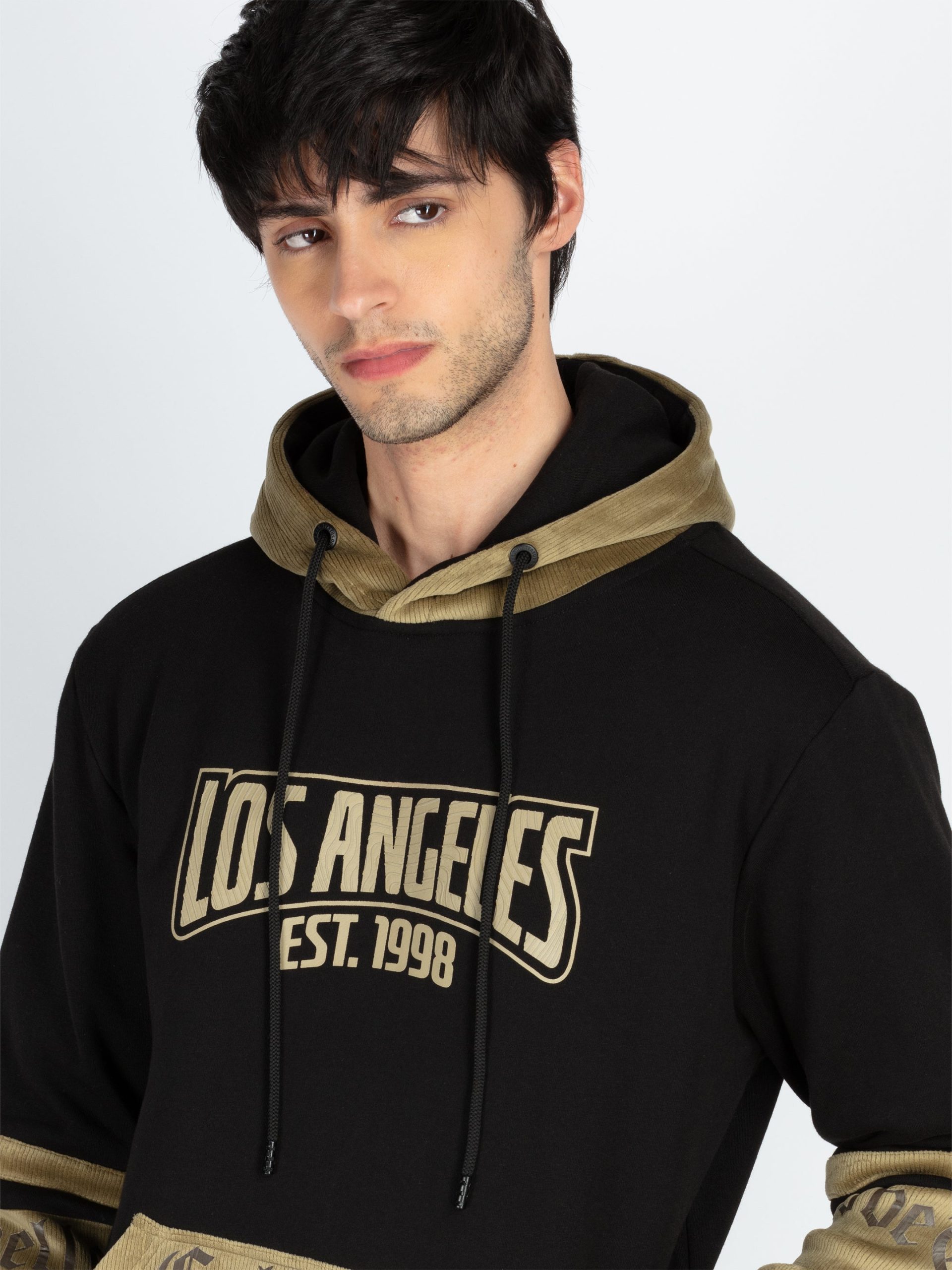 Status Quo Men'S Colorblocked Full Sleeve Hooded Sweatshirt