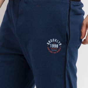Status Quo Status Quo Men'S Solid Regular Fit Short With Logo